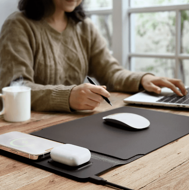 4 In 1 Wireless Charging Laptop Sleeve With Portable Office Design