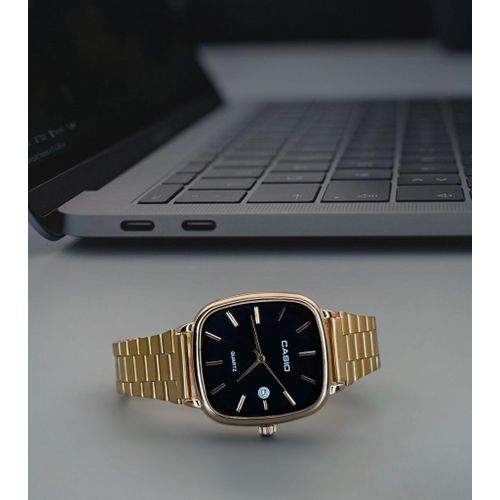 Men Square Dial Watch Slim Steel Design Quartz Movement Casual
